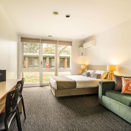 Nunawading Burvale Hotel מראה חיצוני תמונה