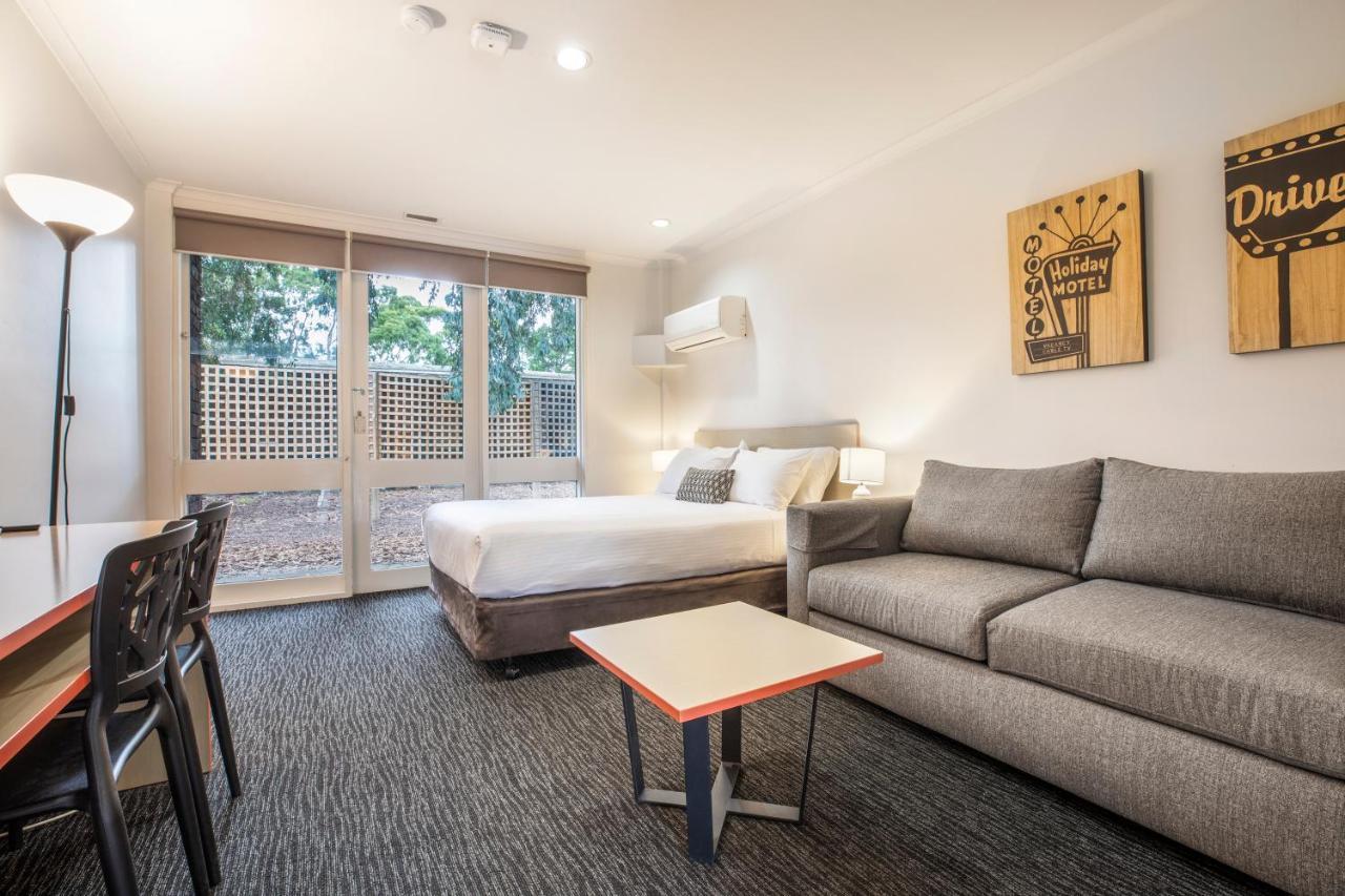 Nunawading Burvale Hotel מראה חיצוני תמונה