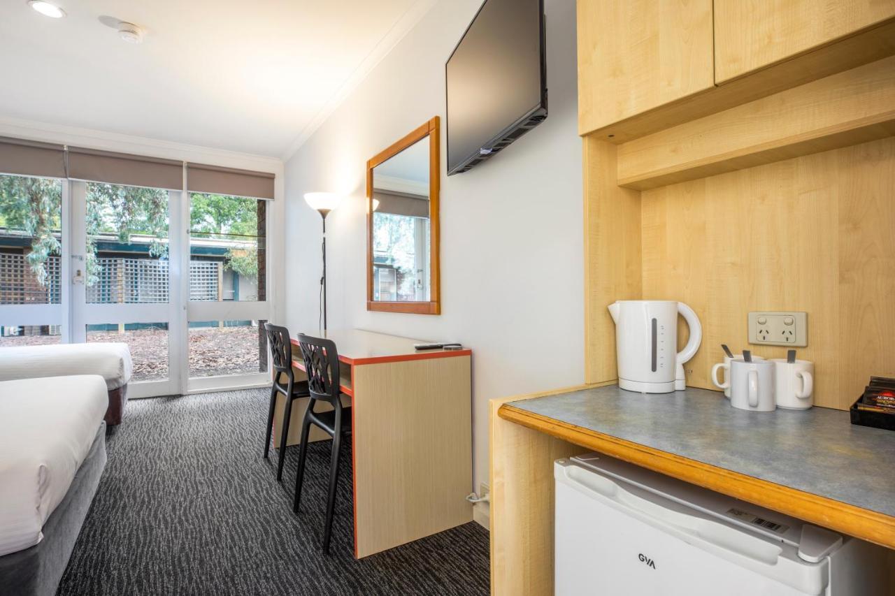 Nunawading Burvale Hotel מראה חיצוני תמונה