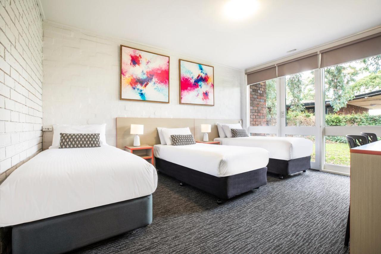 Nunawading Burvale Hotel מראה חיצוני תמונה