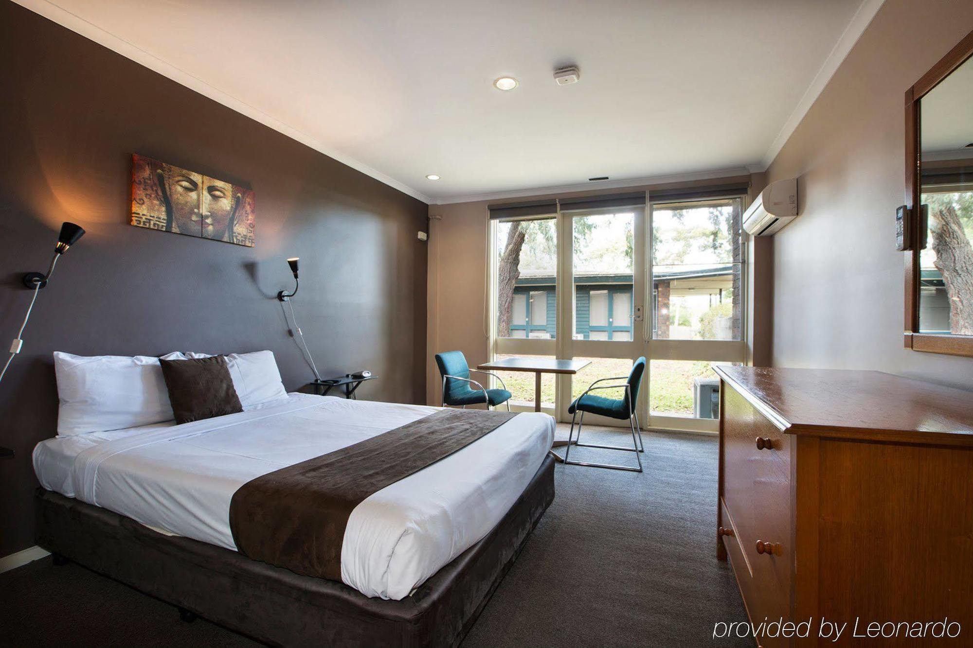 Nunawading Burvale Hotel מראה חיצוני תמונה