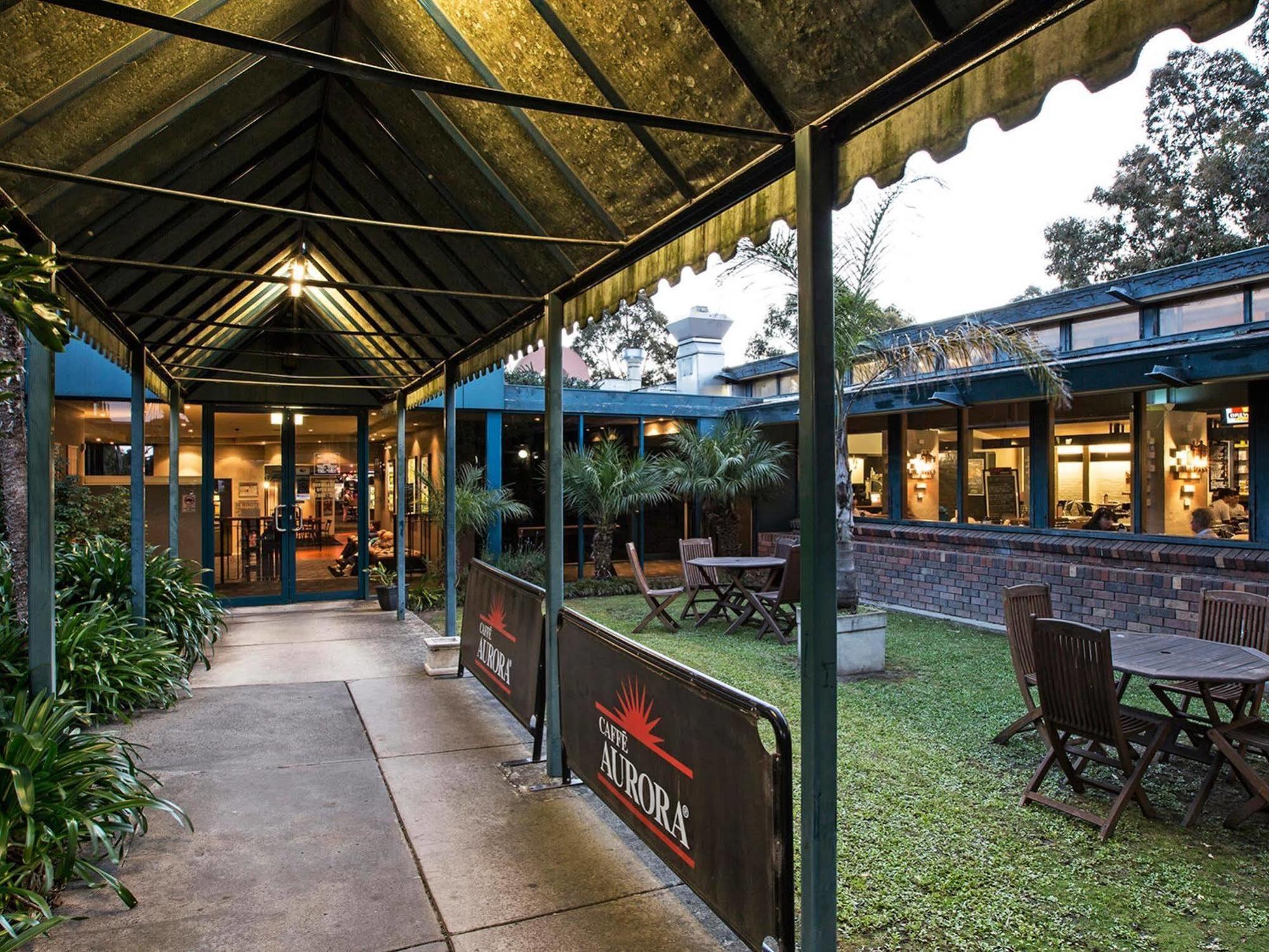 Nunawading Burvale Hotel מראה חיצוני תמונה