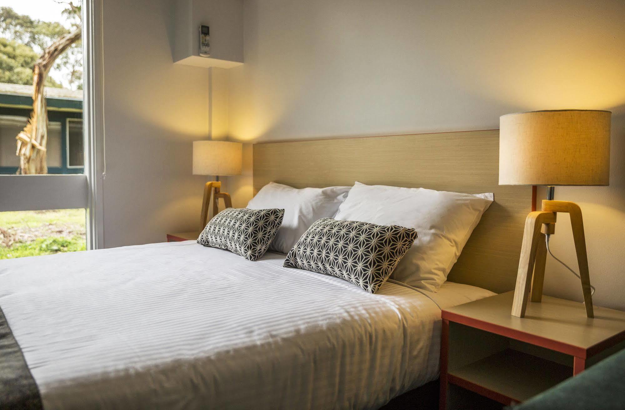 Nunawading Burvale Hotel מראה חיצוני תמונה