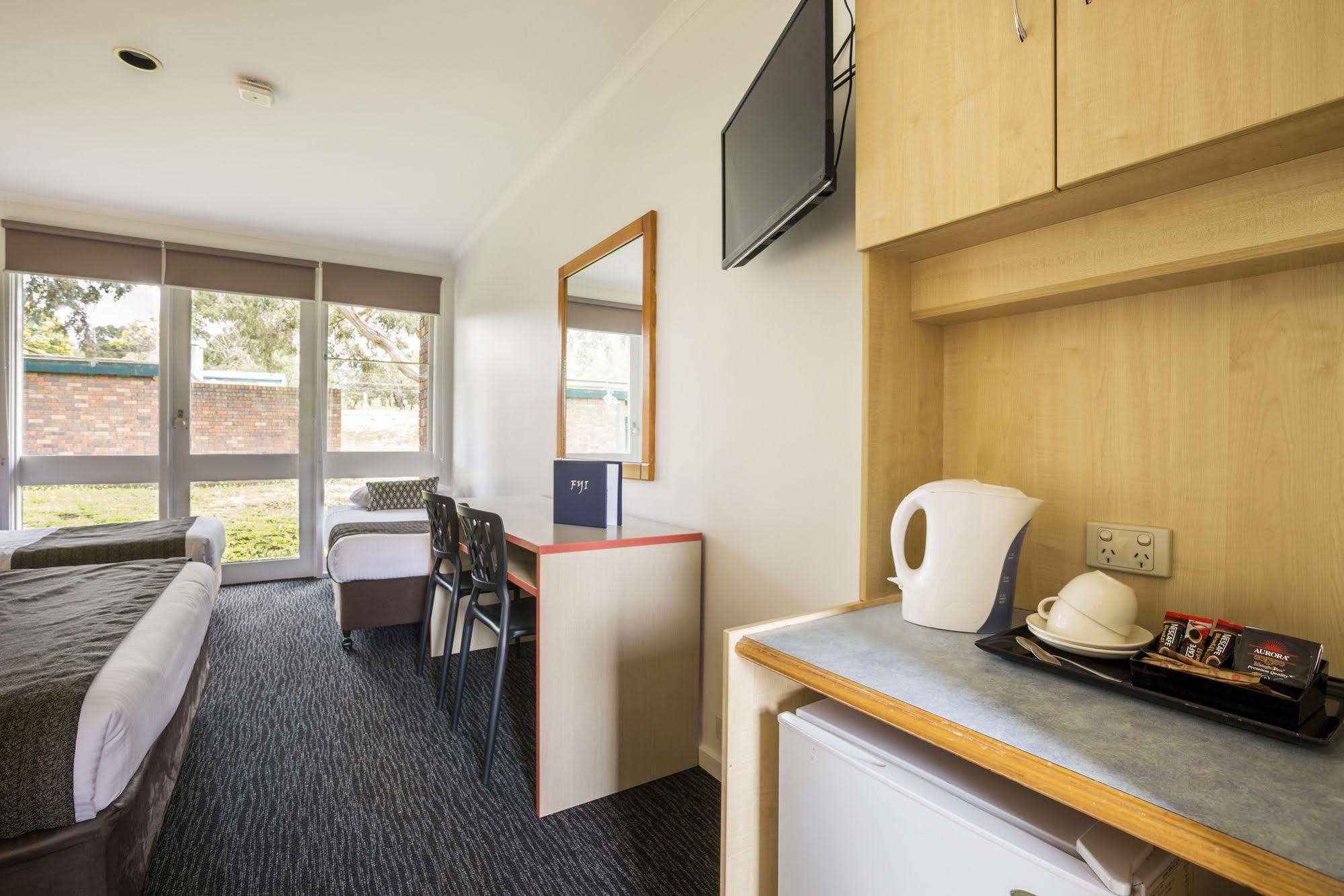 Nunawading Burvale Hotel מראה חיצוני תמונה