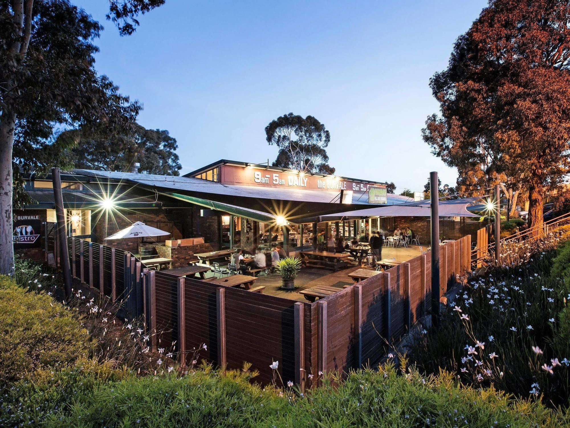 Nunawading Burvale Hotel מראה חיצוני תמונה